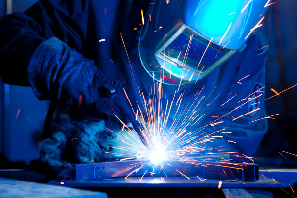 Reliable Carrier Mills, IL Welder & Metal Fabrication Solutions